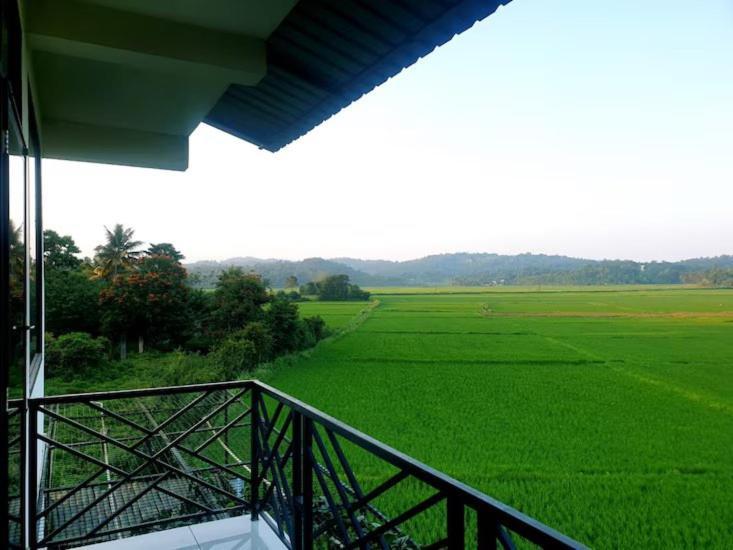 Paddyfield Inn Mananthavady Exterior foto